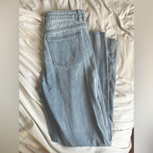 Fashion Nova Light Wash Jean - size 5